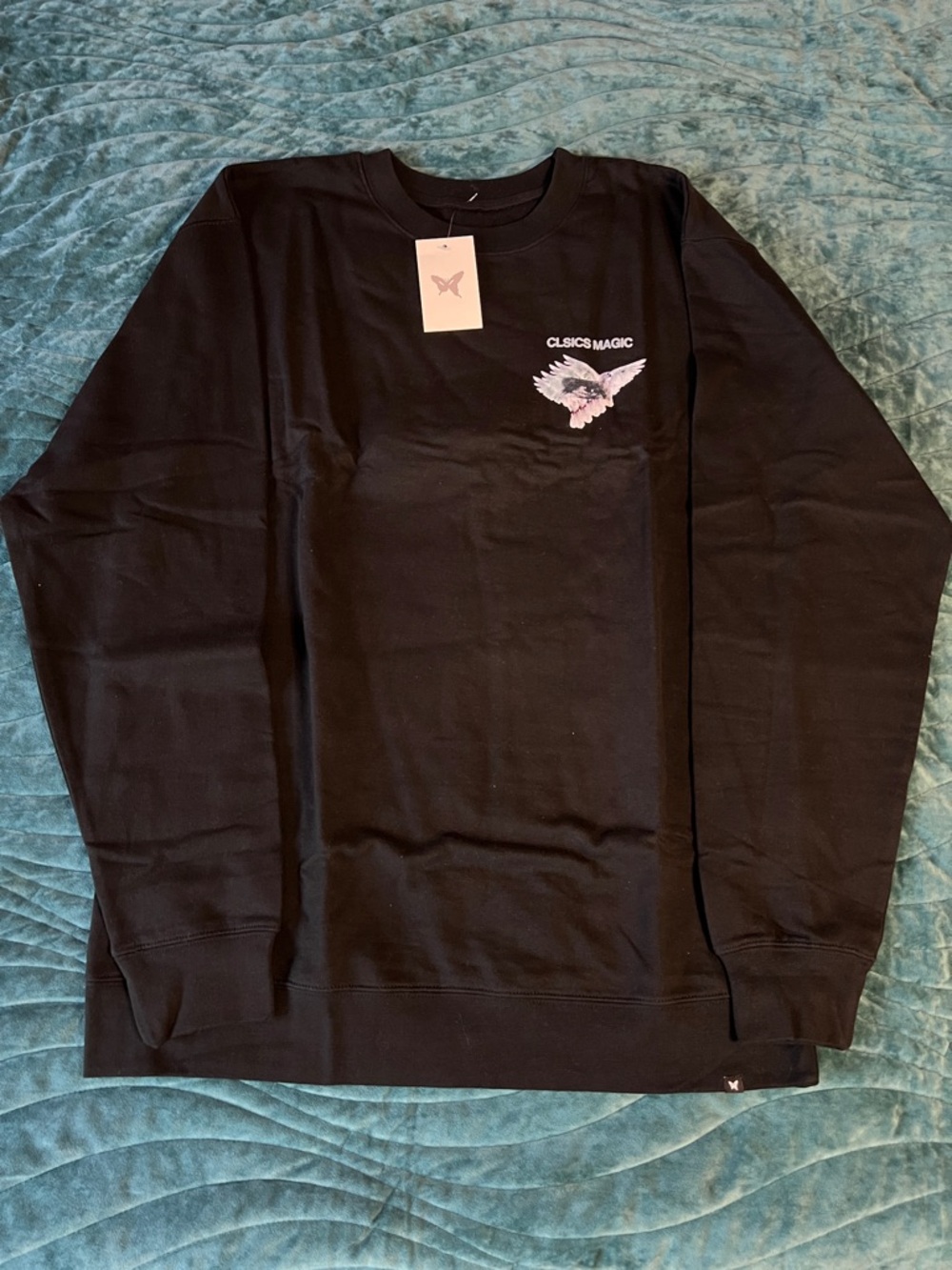 Classic Black Crewneck Sweater with Embroidered Wing Motif CLSICS MAGIC XL